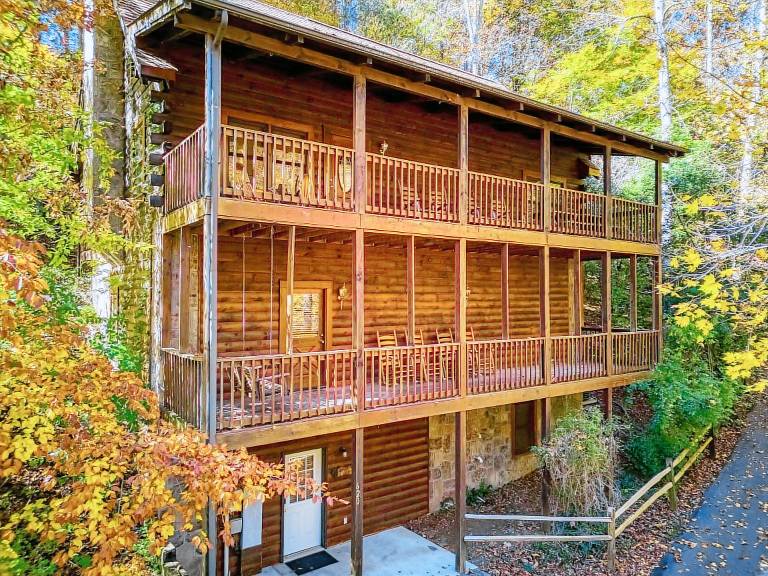 Cabin  Pigeon Forge