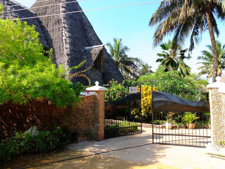 Villa Galu Beach