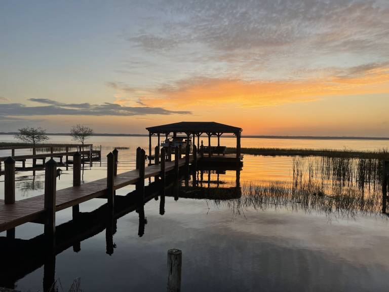 Cabin Lake Wales