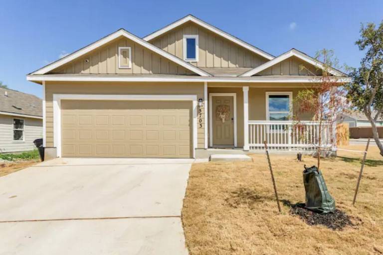 House Lackland AFB