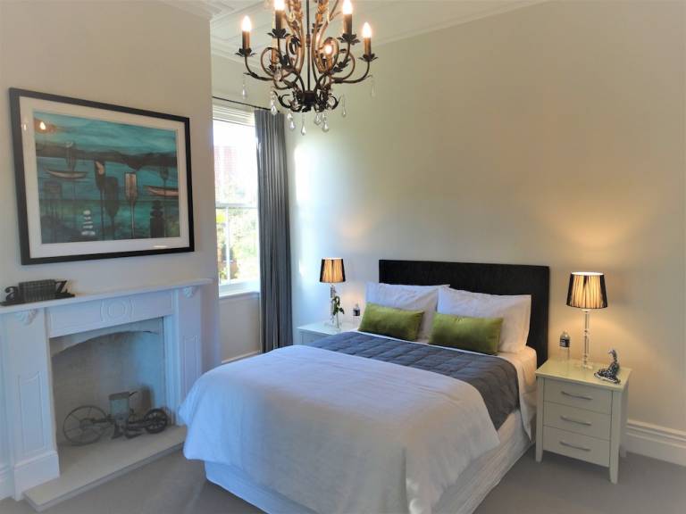 Accommodation  North Shore