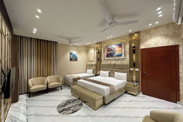 MULTAN SWISS HOTEL