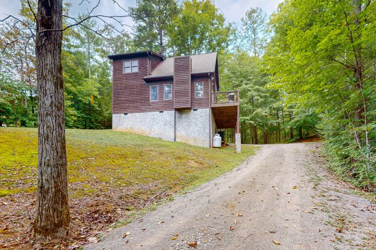 Cabin  Maryville