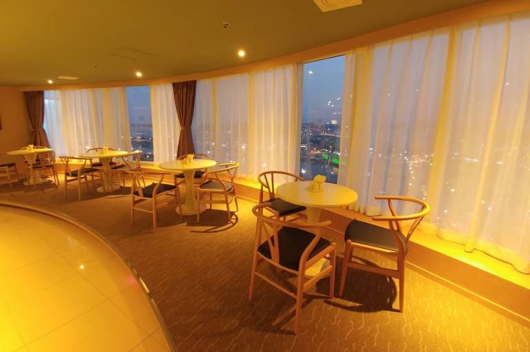 Gangneung Tourist Hotel