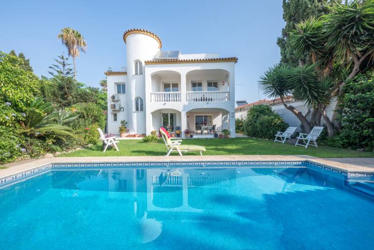 Villa Puerto Banús