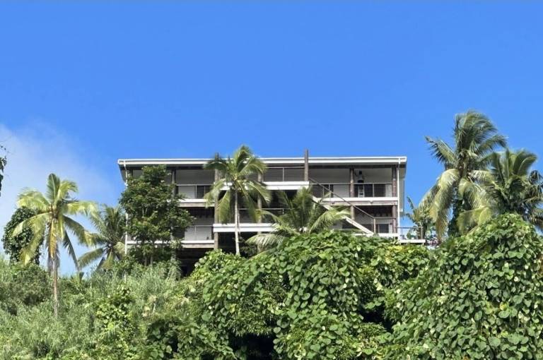 House Savusavu
