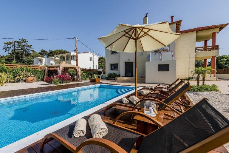 Ferienhaus in Sgourou mit Eigenem Balkon