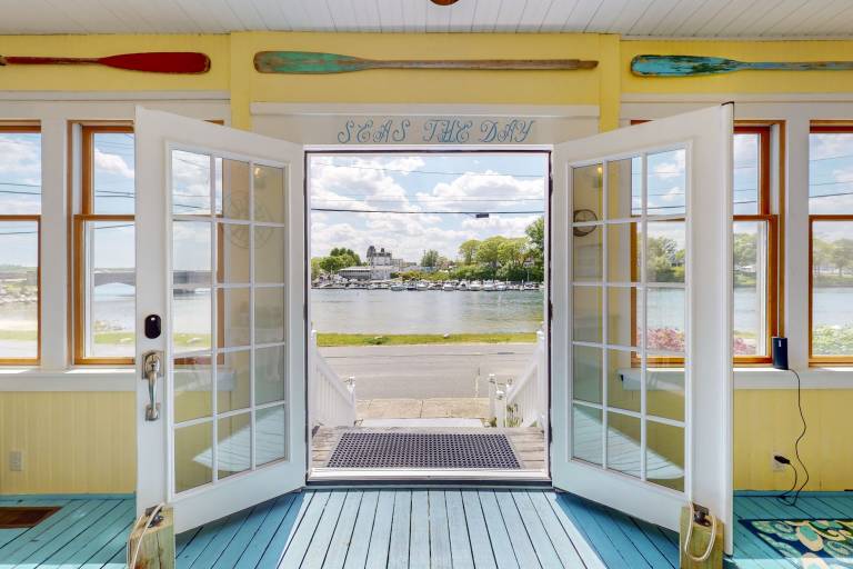 House Buzzards Bay
