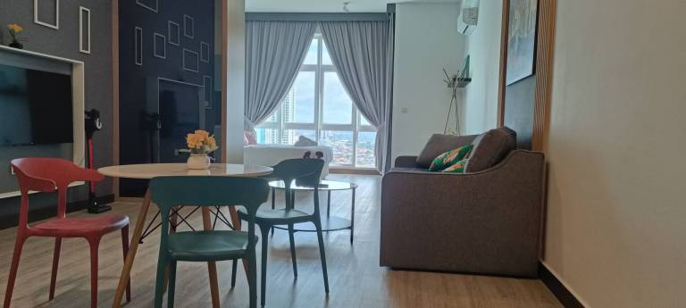 Twin Galaxy Minimalist Studio 2 4Pax CIQ JB Town