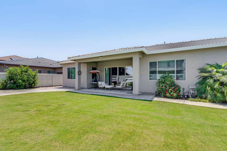 House Bakersfield