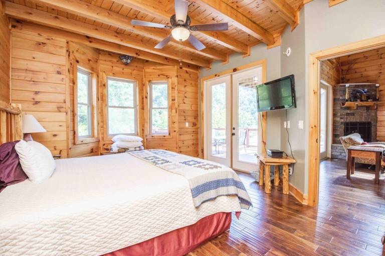 Cabin Tellico Plains