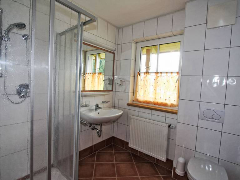 Child-friendly rental apartment with patio, sauna & yard | Nature view - 4