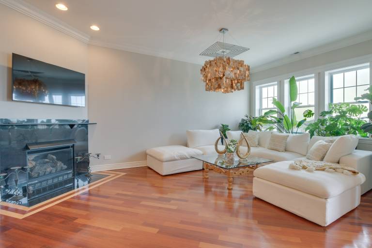 Apartment Bronzeville