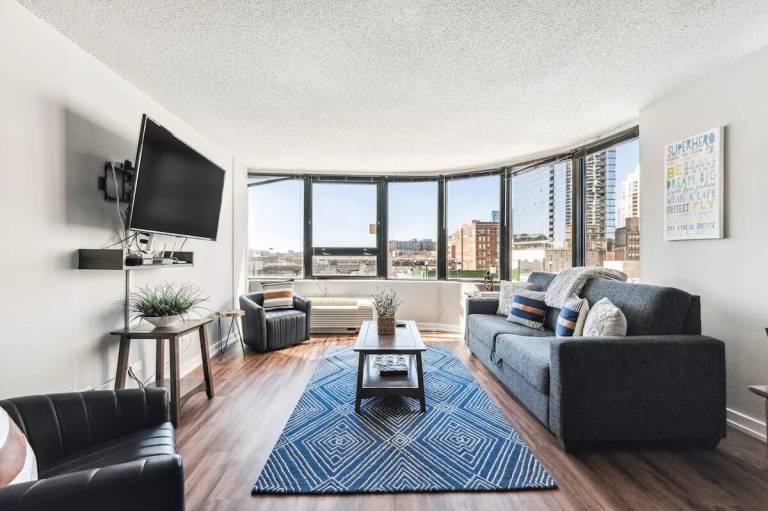 Condo  Central Station