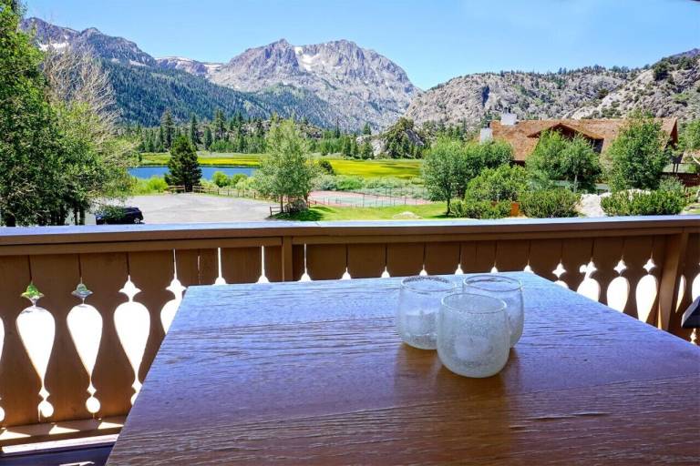 Condo  June Lake