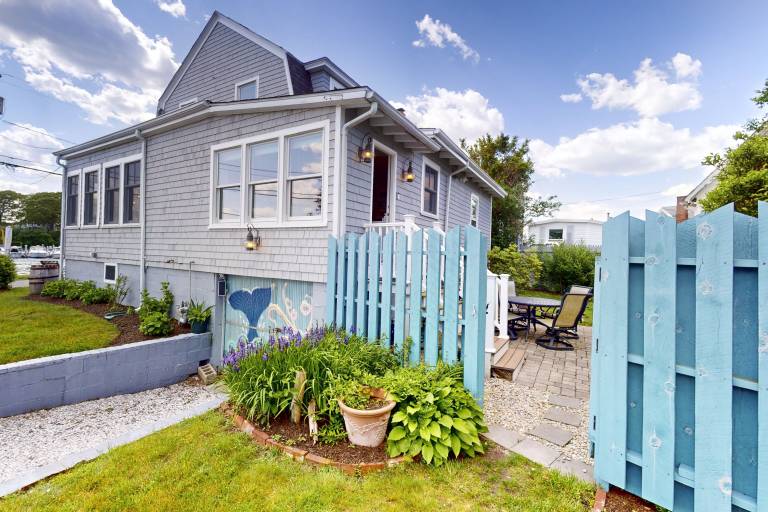 House Buzzards Bay