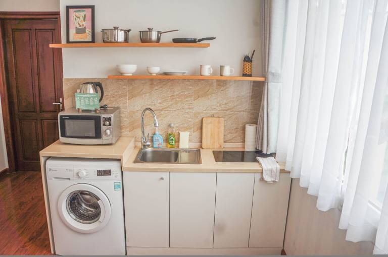 One Bedroom Apartment