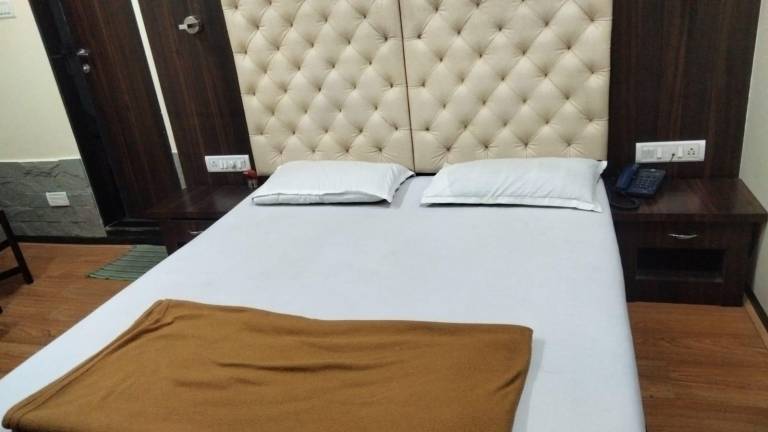 Hotel Divya International