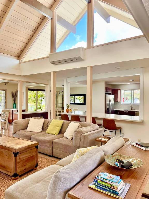 Hawaii Kai Waterfront Haven