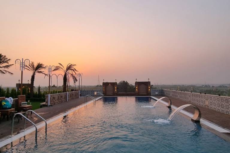 Hotel Rajmahal Roorkee