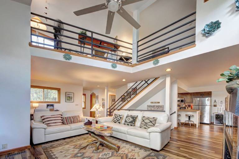 House Manitou Springs