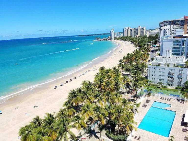 Condo Isla Verde