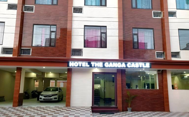 Hotel The Ganga Castle