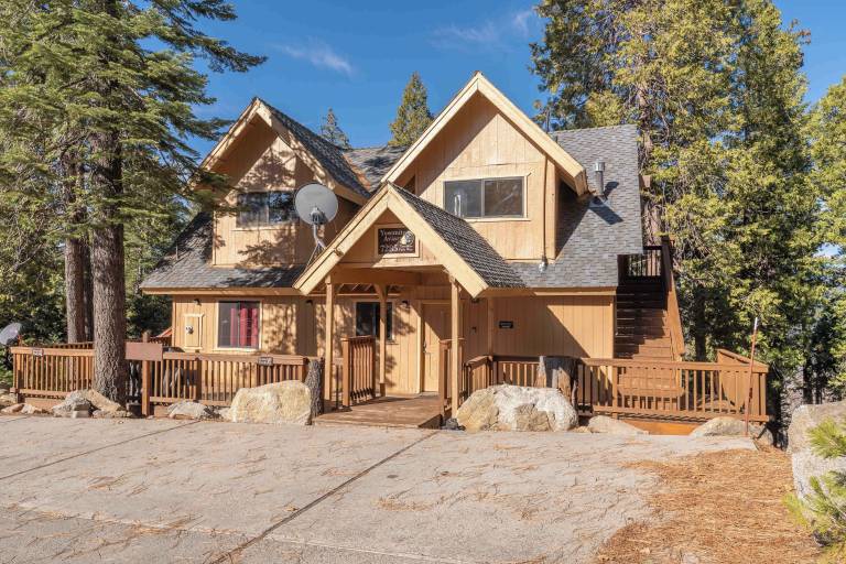House  Yosemite West