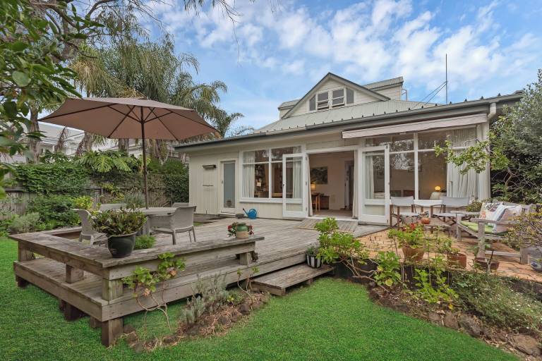 House  North Shore