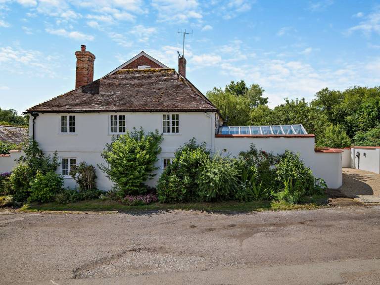 3 Bed in Amesbury 95325