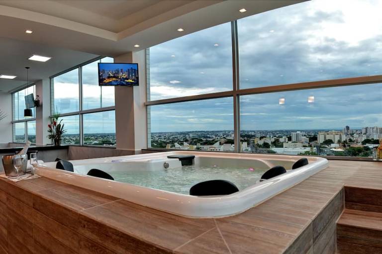 Porto Minas Hotel e Convenções