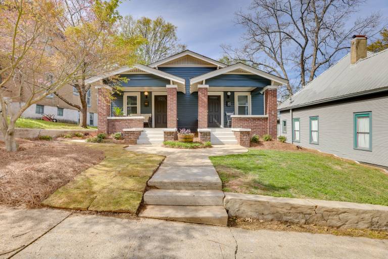Family Friendly Bungalow 1 Block to Avondale