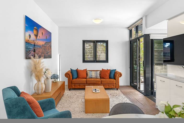 2BDR on Beaufort Street Parking Mount lawley