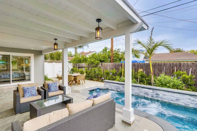 House Corona