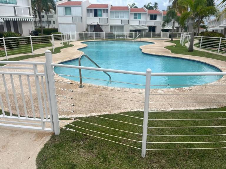 Villa Dorado