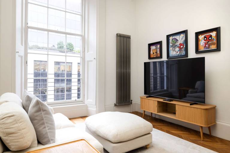 Modern Studio in Edinburgh West End