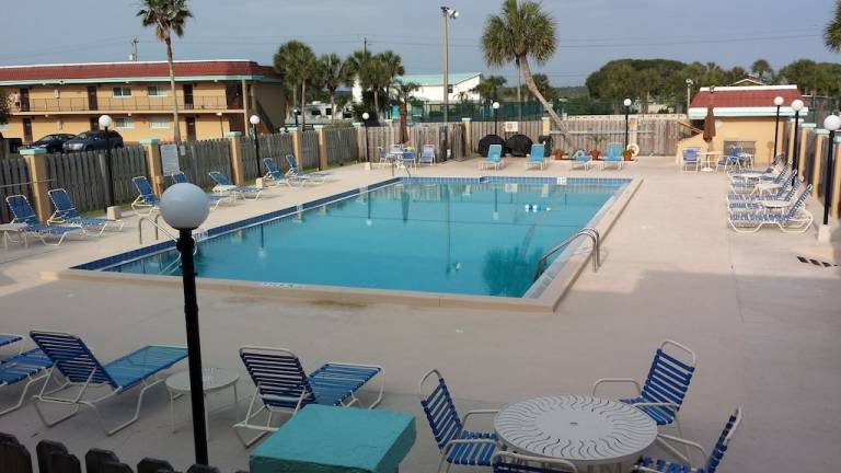 Condo Crescent Beach