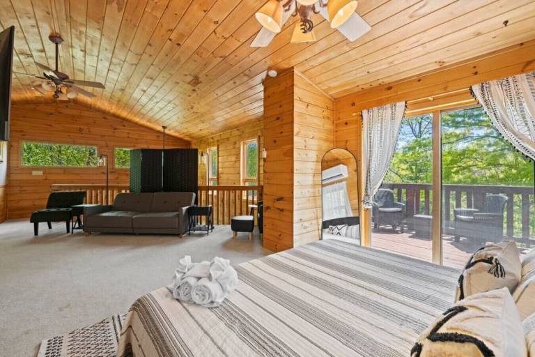Cabin Cherokee