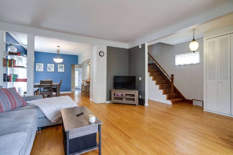Pet Friendly Saint Paul Home Near Allianz Field