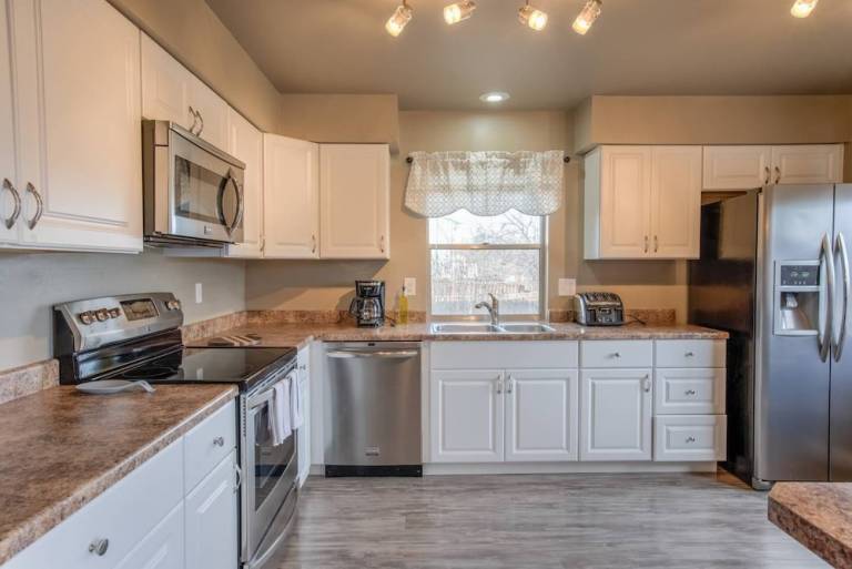 Cottage Southeast Colorado Springs