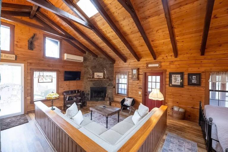 Cabin Eureka Springs