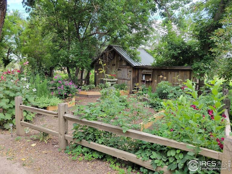 Farmhouse Longmont