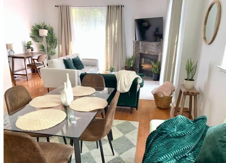 Condo  Santa Clarita