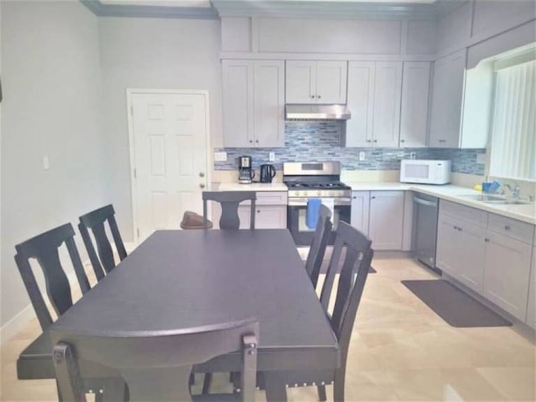 House Garden Grove