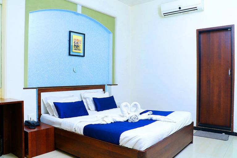 Alka Residency