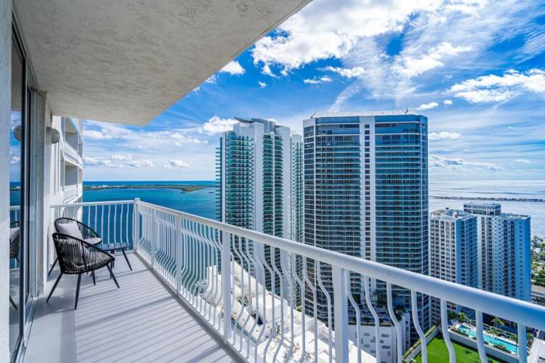 Condo  Brickell