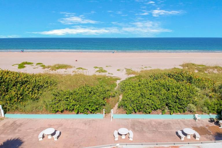 Condo Cape Canaveral