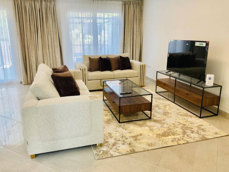 2700 m² Villa