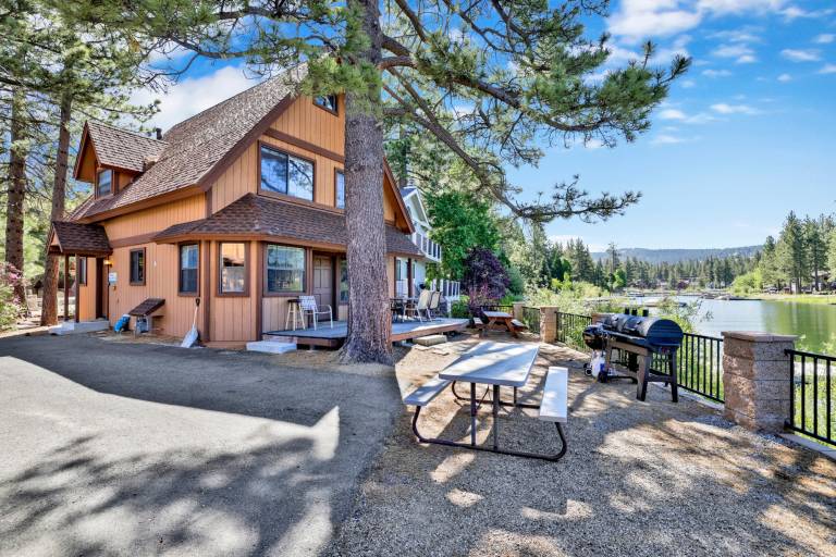 Cabin Fawnskin