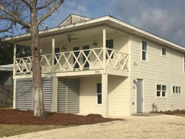 House  Navarre